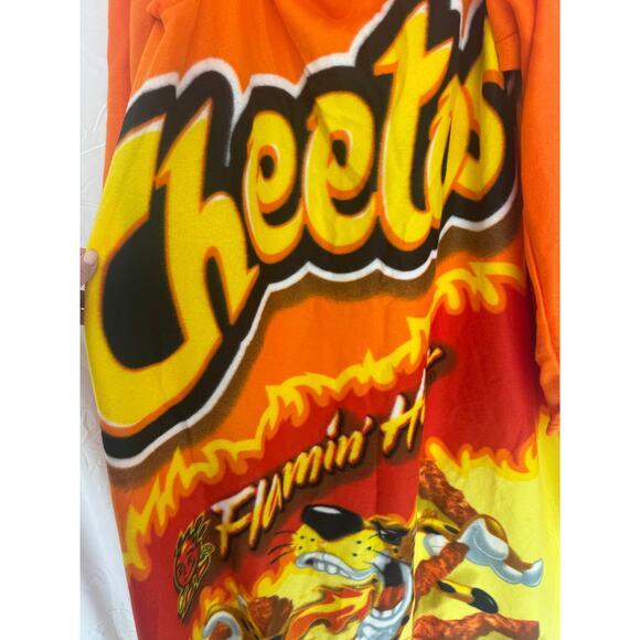 Flamin’ Hot Cheetos Snuggie Blanket w Sleeves. Chester Cheetah Wearable Throw - Picture 4 of 6